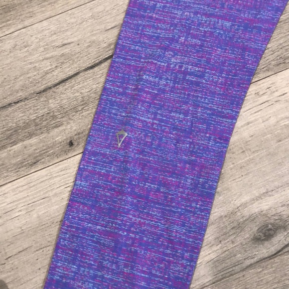 Ivivva multi color leggings - Picture 3 of 4